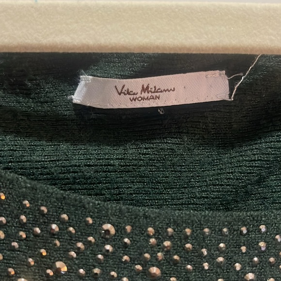 Green sweater with rhinestones - Picture 3 of 4